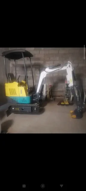 Продажа спецтехники: погрузчики, экскаватор, катки - Запчасти в Пермь