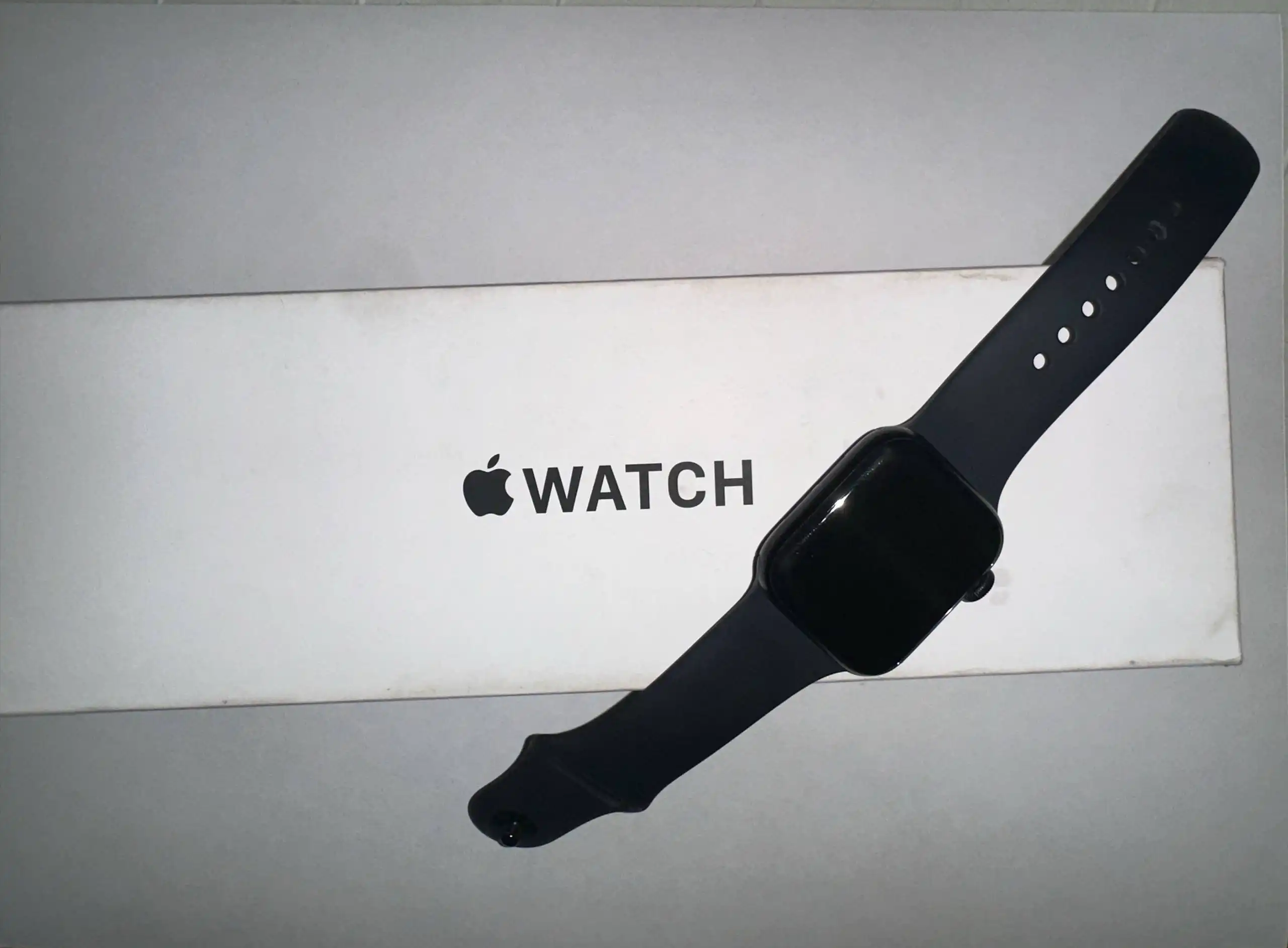 Продам Apple Watch SE2 40мм в хорошем состоянии - Умные часы (Электроника) в Пермь