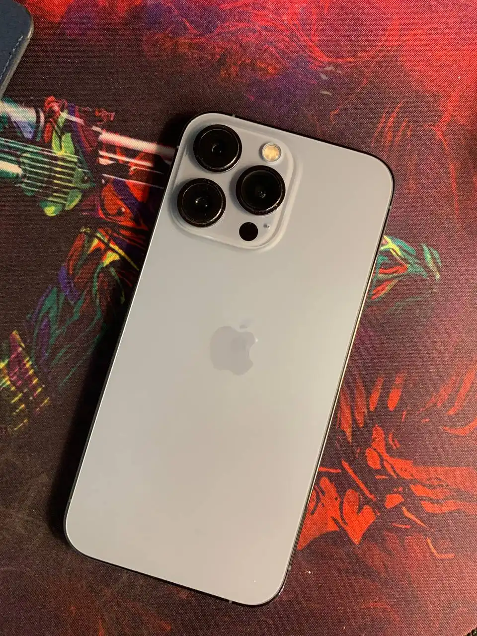 Продам iPhone 13 Pro в отличном состоянии с полной комплектацией - Смартфоны (Электроника) в Пермь