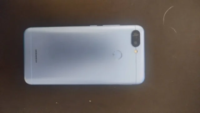 Продам мобилу редми 6 на 32гб - Мониторы в Пермь