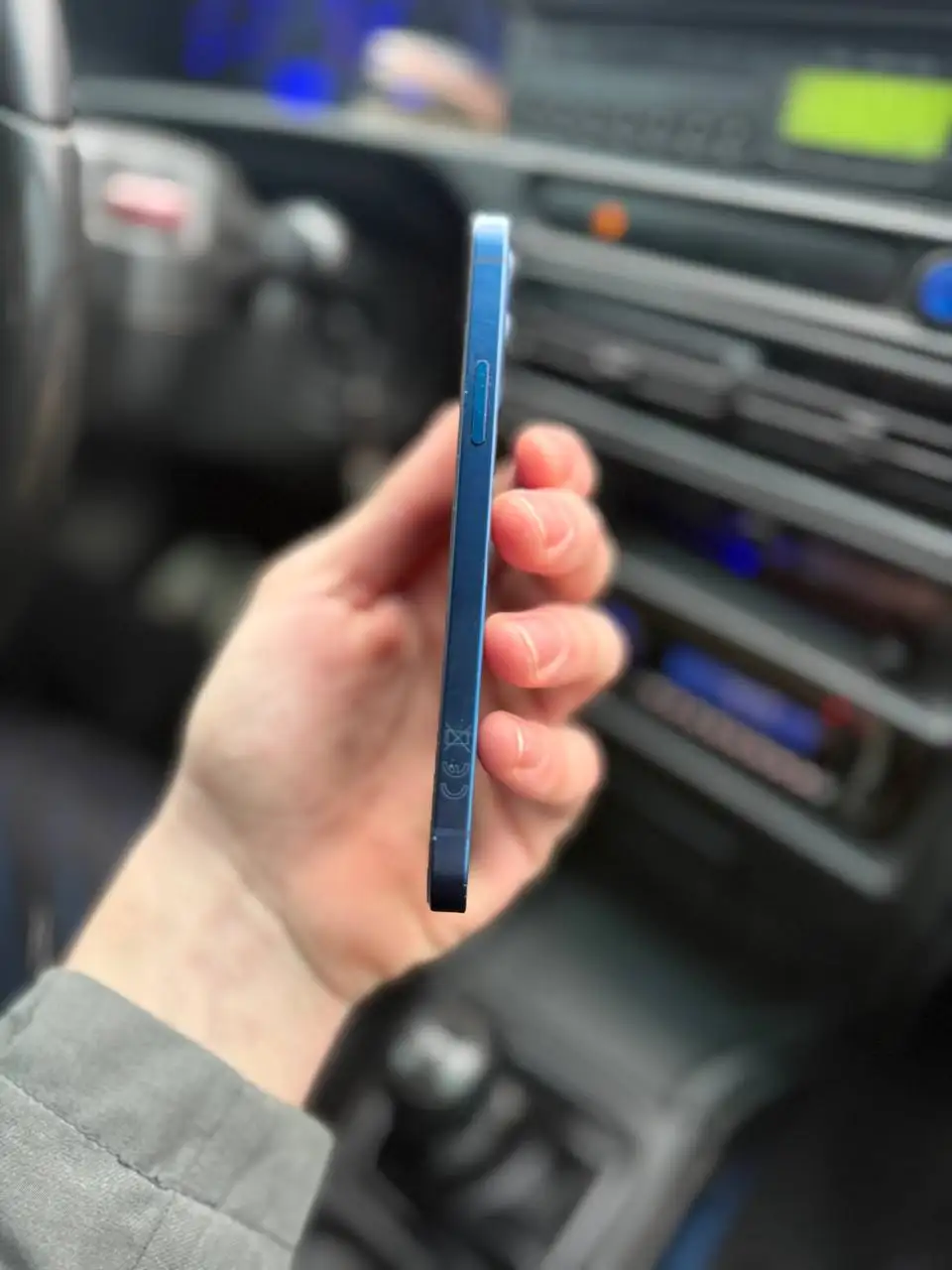 Продам iPhone 12 64гб - Смартфоны (Электроника) в Пермь