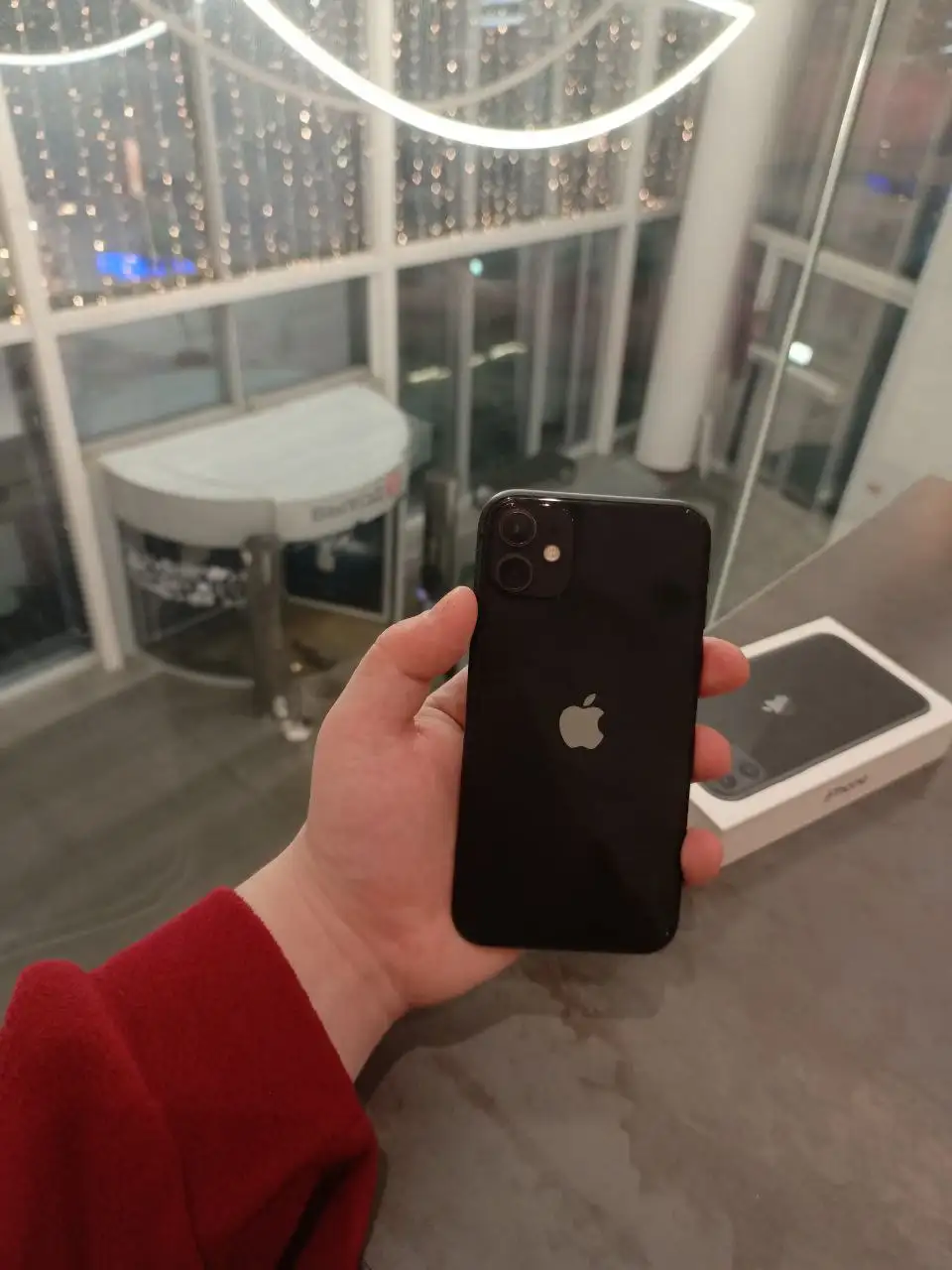IPhone 11 64 Гб в хорошем состоянии - Смартфоны (Электроника) в Пермь