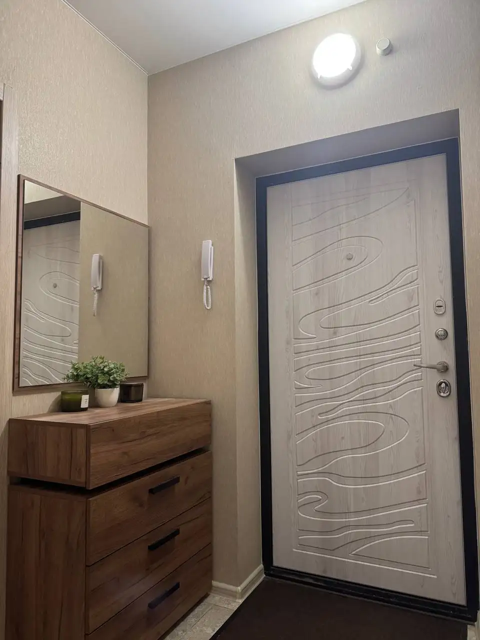 Сдам квартиру в Индустриальном районе нефтяников - Аренда квартир (Недвижимость) в Пермь