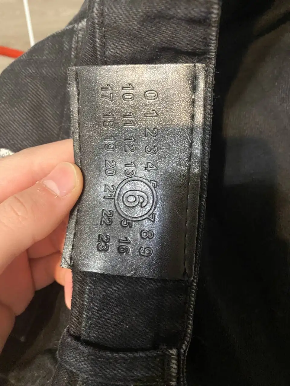 Продажа джинсов MM6 - Джинсы (Одежда) в Пермь