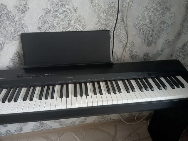 Продам синтезатор Casio Prima - Музыкальные инструменты в Пермь