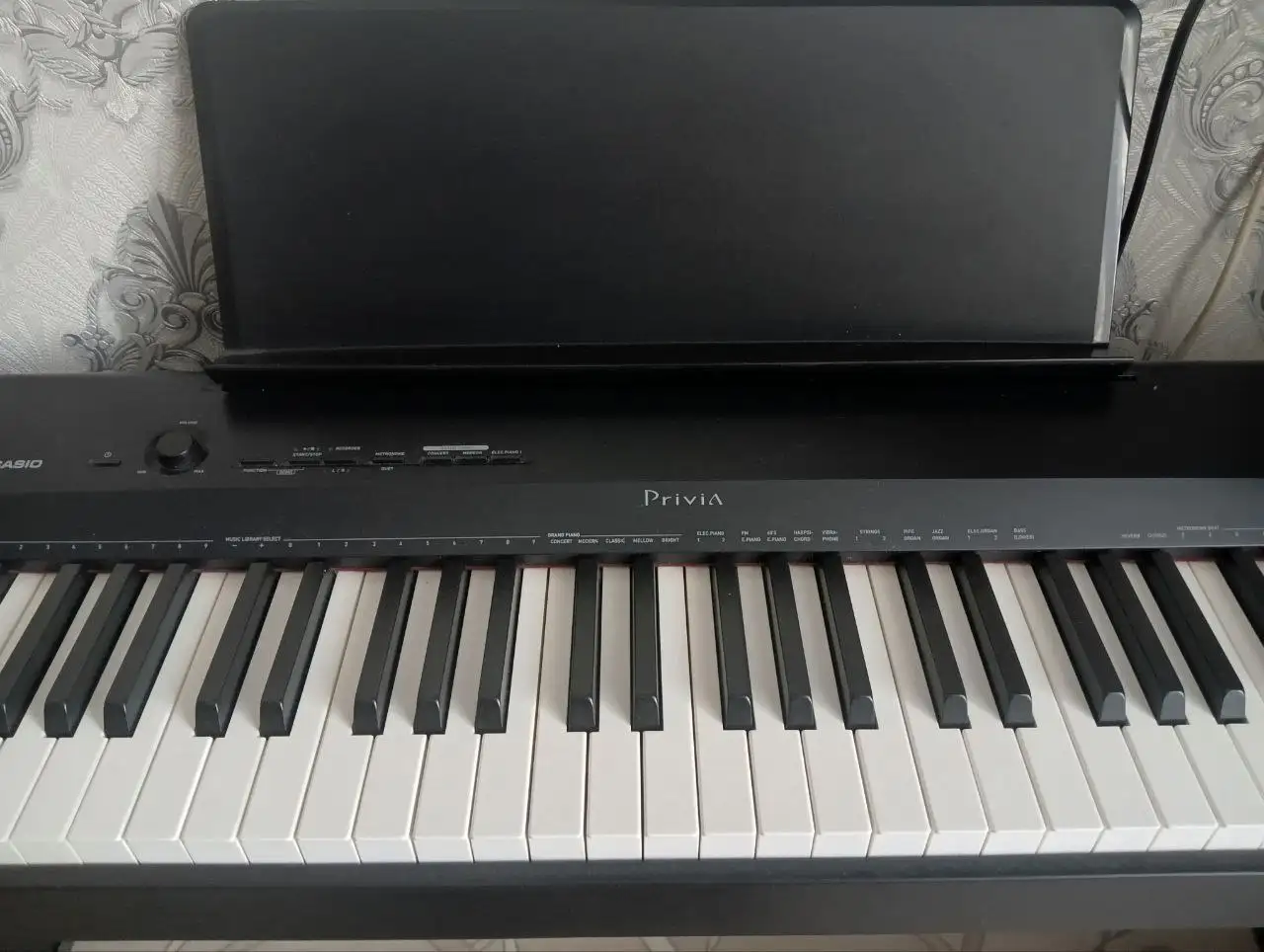 Продам синтезатор Casio Prima - Музыкальные инструменты (Электроника) в Пермь