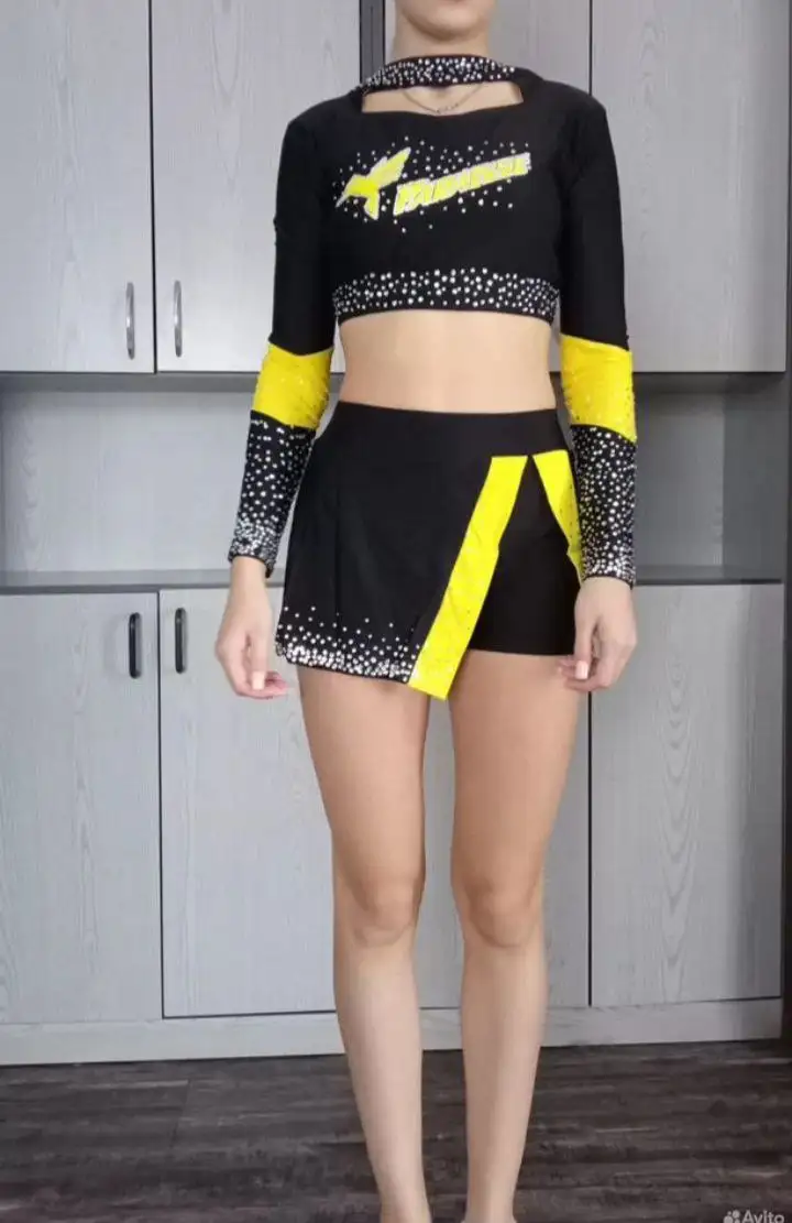 Костюм для чирлидинга размер 40 - Спортивная одежда (Одежда) в Пермь