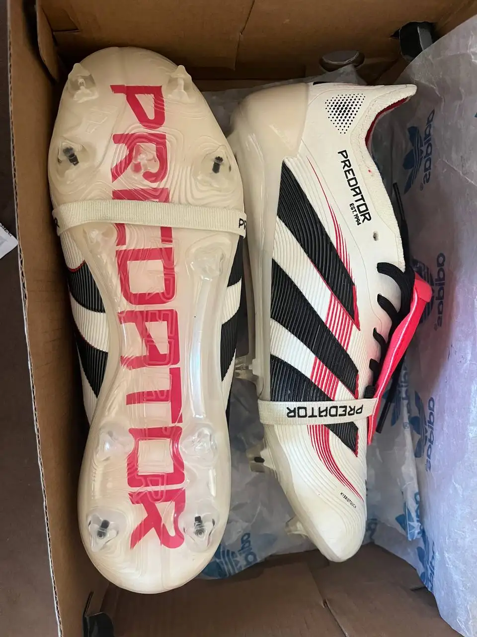 Продам новые бутсы Adidas Predator - Спортивная обувь (Одежда) в Пермь