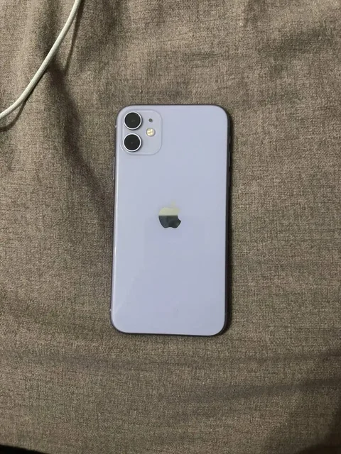Продам айфон 11 - Компьютерная периферия в Пермь