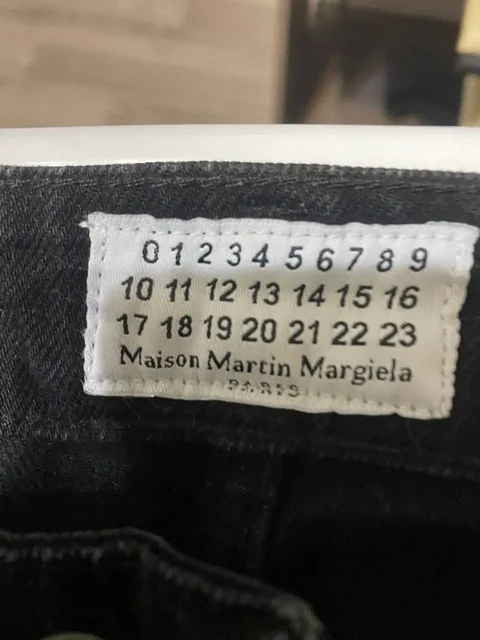 Продам джинсы mm6 - Одежда в Пермь