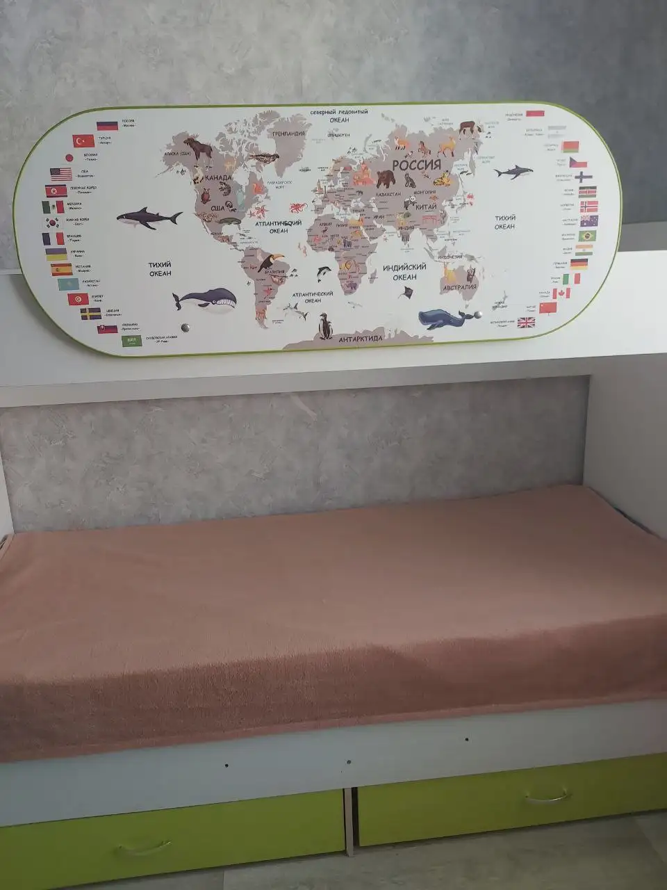 Продам двухъярусную кровать с матрасами и ящиками - Мебель (Для дома и дачи) в Пермь