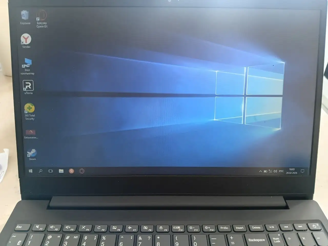 Продам 4 тысячи иногда сам выключается - Электроника в Пермь