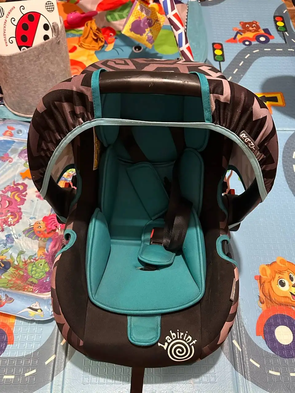 Продажа детских товаров: кокон, подгузники, автолюлька - Детские товары (Товары для детей) в Пермь