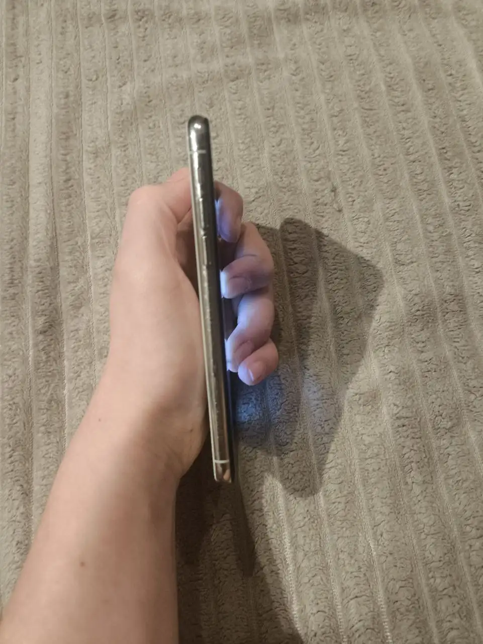 Продам iPhone X с повреждениями - Смартфоны (Электроника) в Пермь