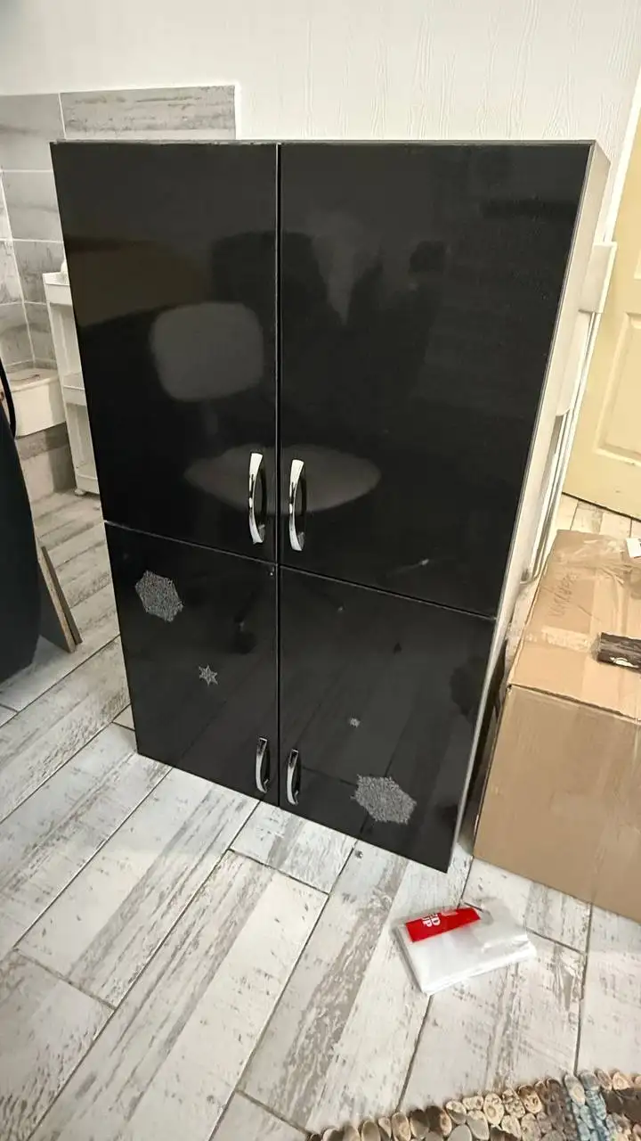 Продам кухонный гарнитур для маленькой кухни - Кухонная мебель (Для дома и дачи) в Пермь