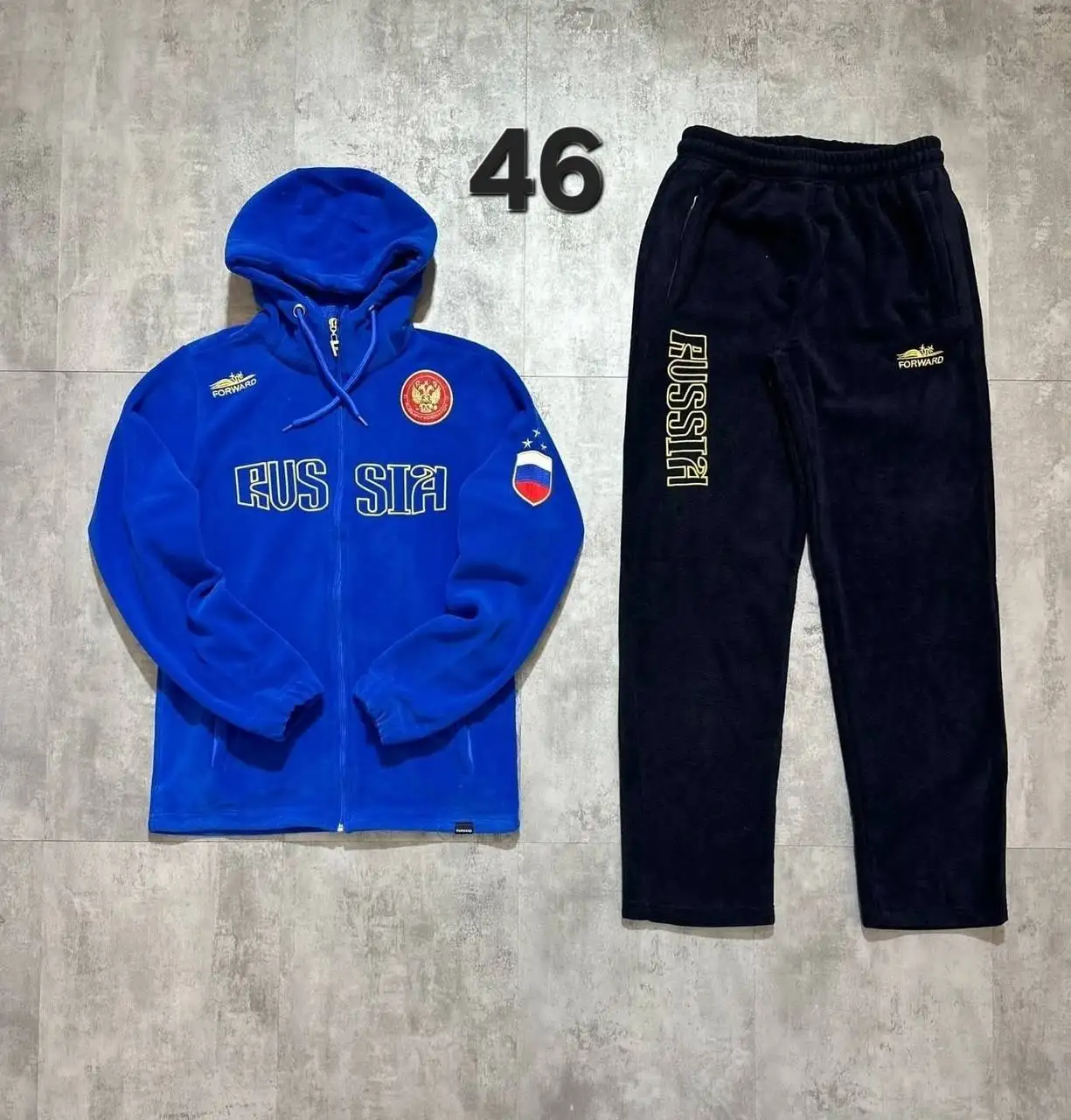 Флисовые костюмы и парка в наличии - Верхняя одежда (Одежда) в Пермь