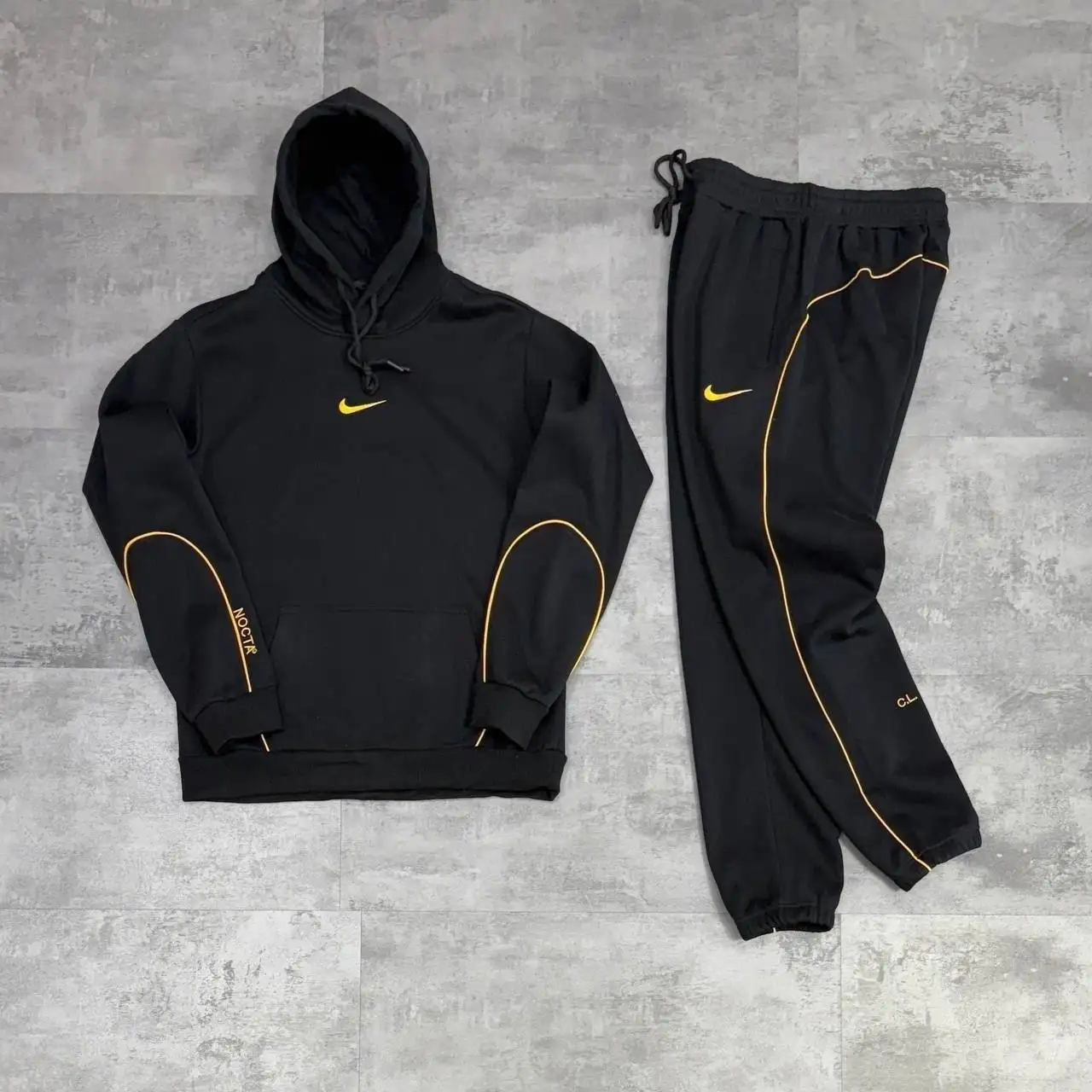 Флисовые костюмы и парка в наличии - Верхняя одежда (Одежда) в Пермь