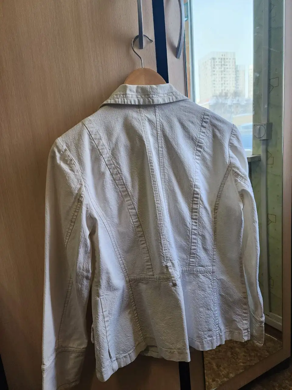 Продажа одежды в отличном состоянии - Женская одежда (Одежда) в Пермь