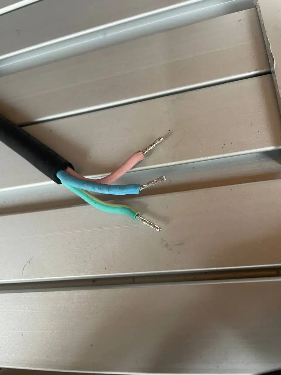 Продажа светодиодного светильника с блоком питания - Освещение (Для дома и дачи) в Пермь