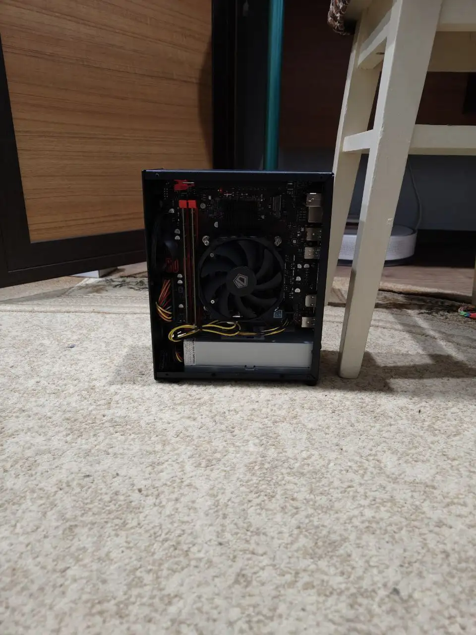 Игровой ПК с ладонь - Компьютерная техника (Электроника) в Пермь