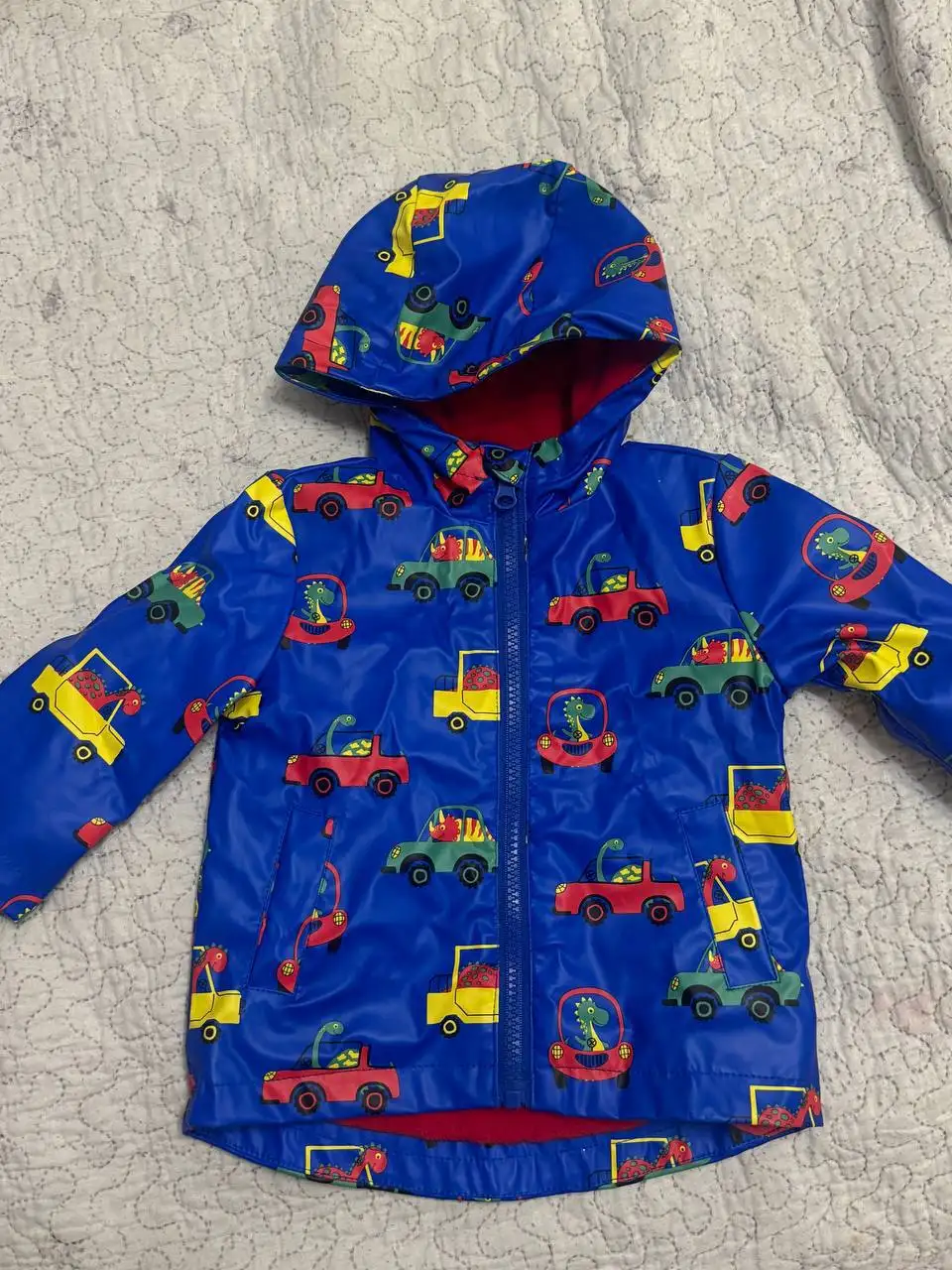 Дождевик и джинсы Guess Baby для детей 6-9 месяцев - Детская одежда (Товары для детей) в Пермь