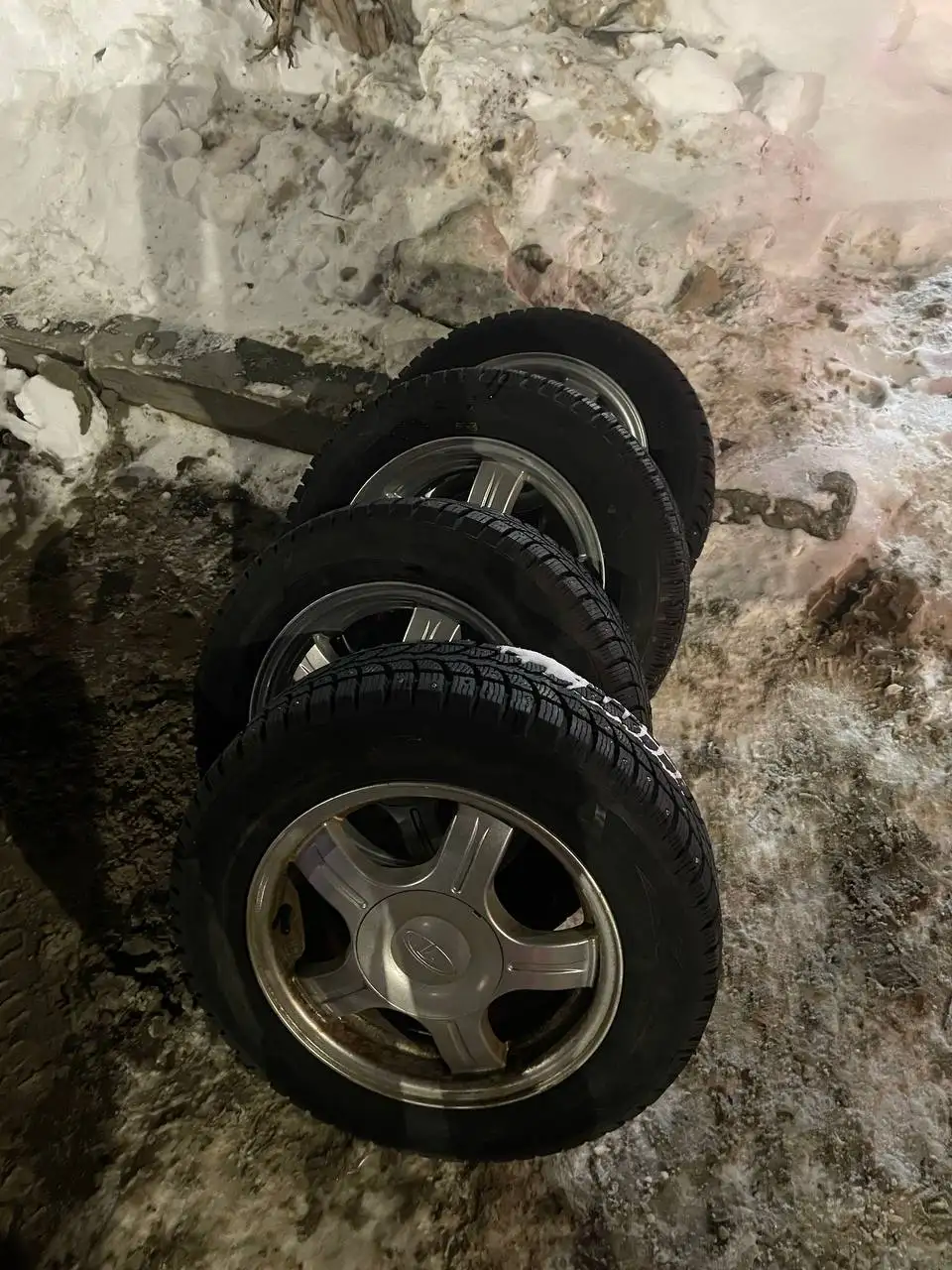 Продам шины R14 с хорошим протектором - Шины и диски (Авто) в Пермь