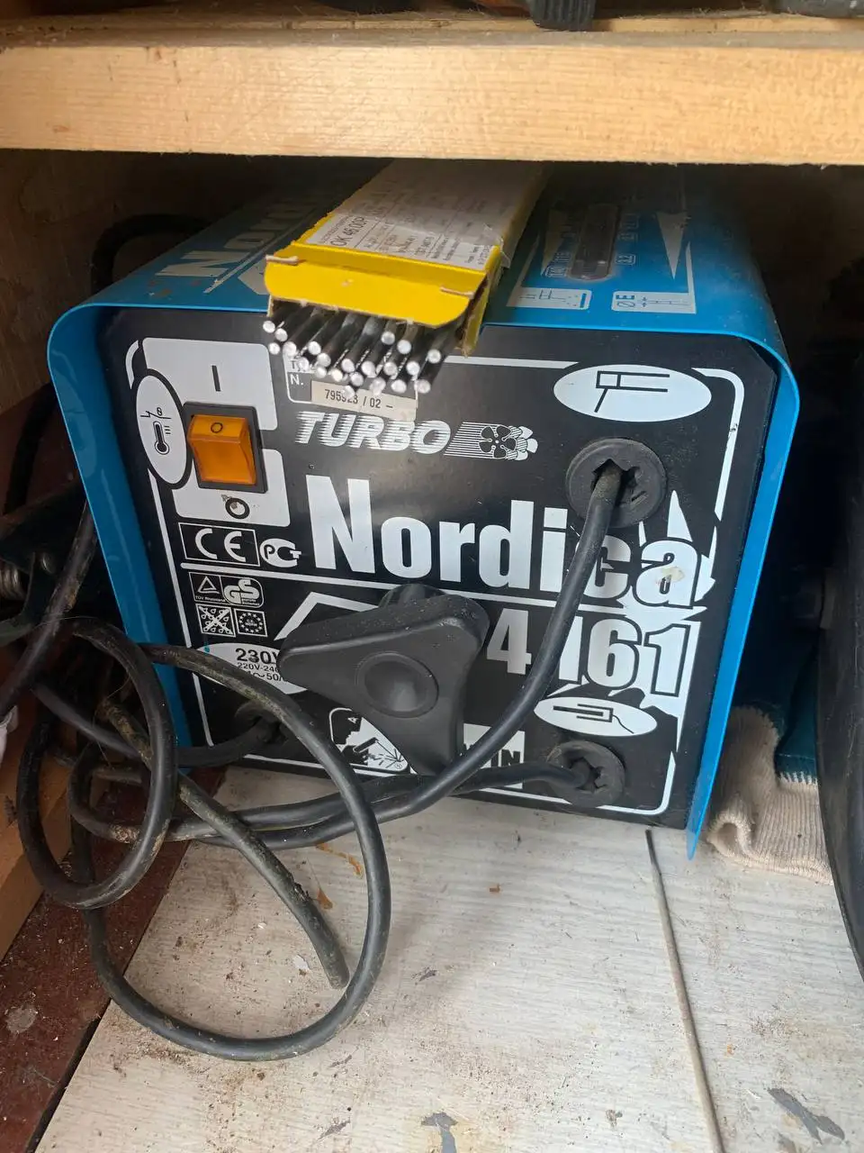 Неубиваемый сварочный аппарат - Барахолка в Пермь