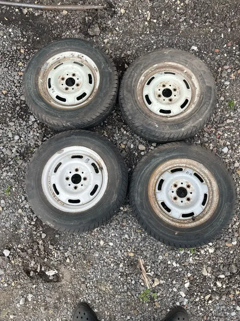 Продам летнюю резину 13 радиуса на штампах - Шины в Пермь