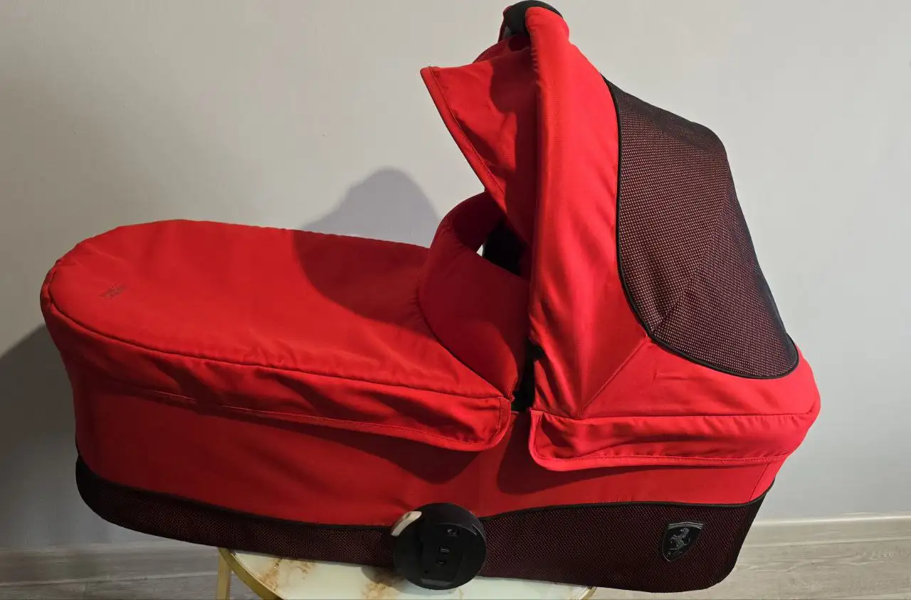 Коляска Cybex Balios S 3 в 1 с сумкой Ferrari - Товары для детей в Пермь