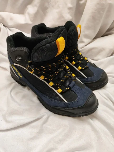 Крепкие вело-шузы с креплениями Shimano - Спортивные товары в Пермь