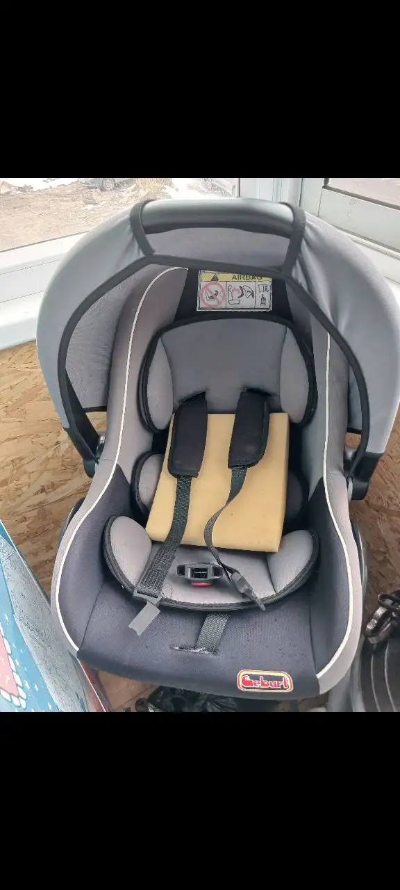 Продам автолюльку с подкладкой для новорожденных - Автокресла и автолюльки (Товары для детей) в Пермь