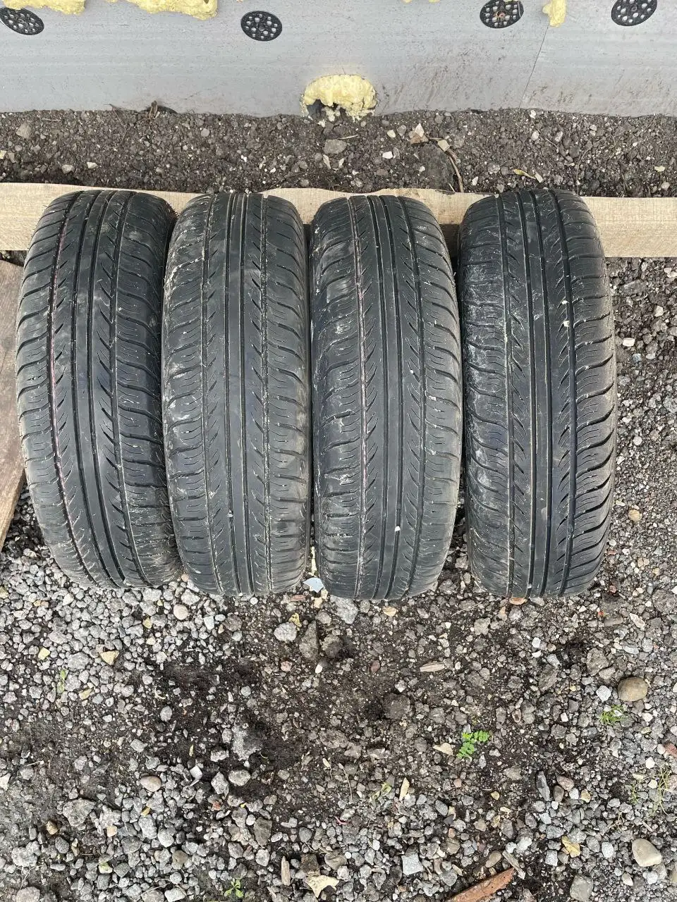 Летняя резина 13 радиуса на штампах - Шины и диски (Запчасти) в Пермь