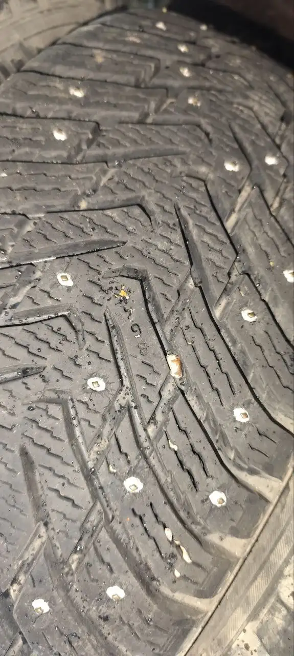 Продажа резины - Шины и диски (Запчасти) в Пермь