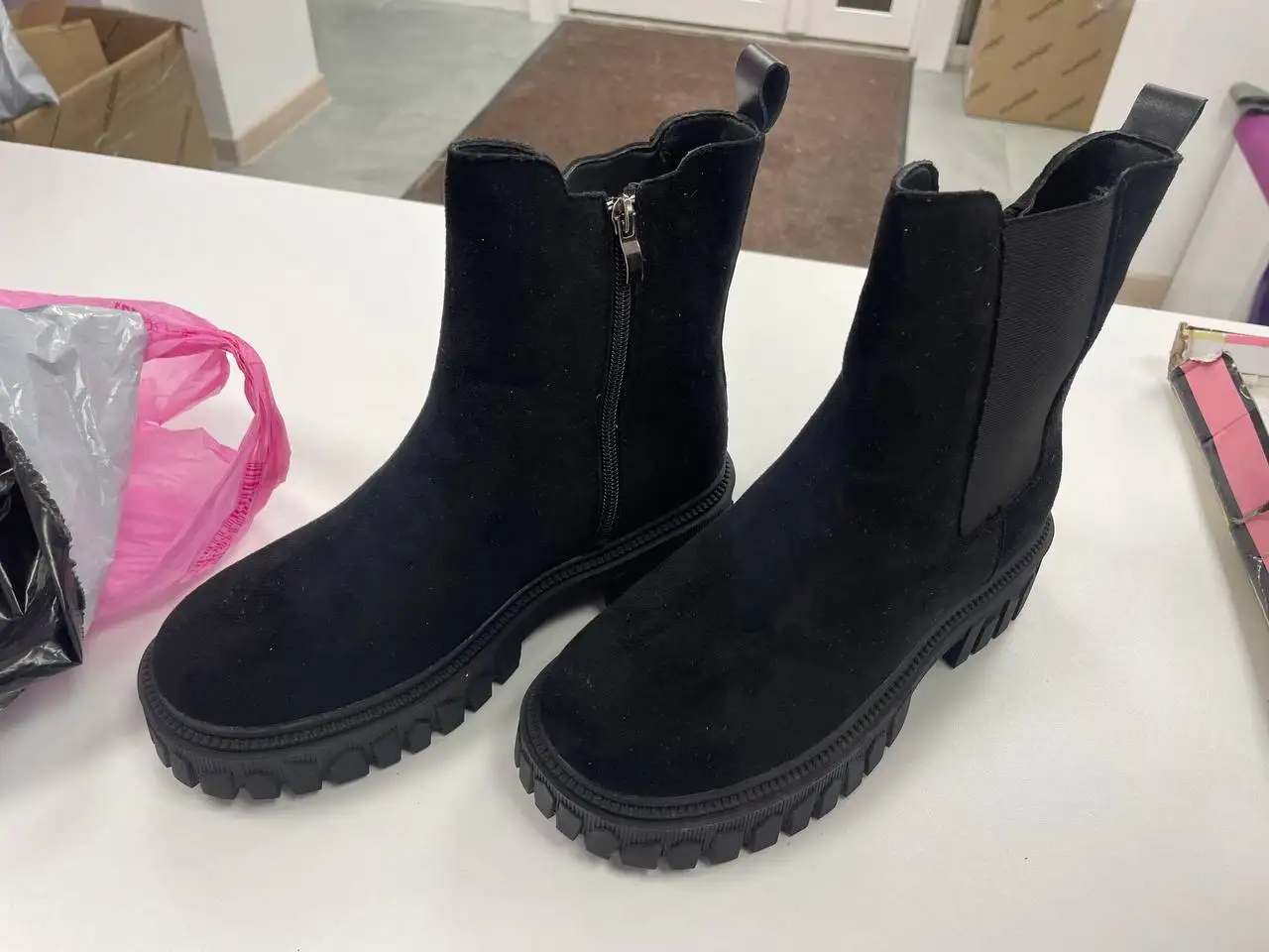 Продажа новых кроссовок 38 размера - Обувь (Одежда) в Пермь