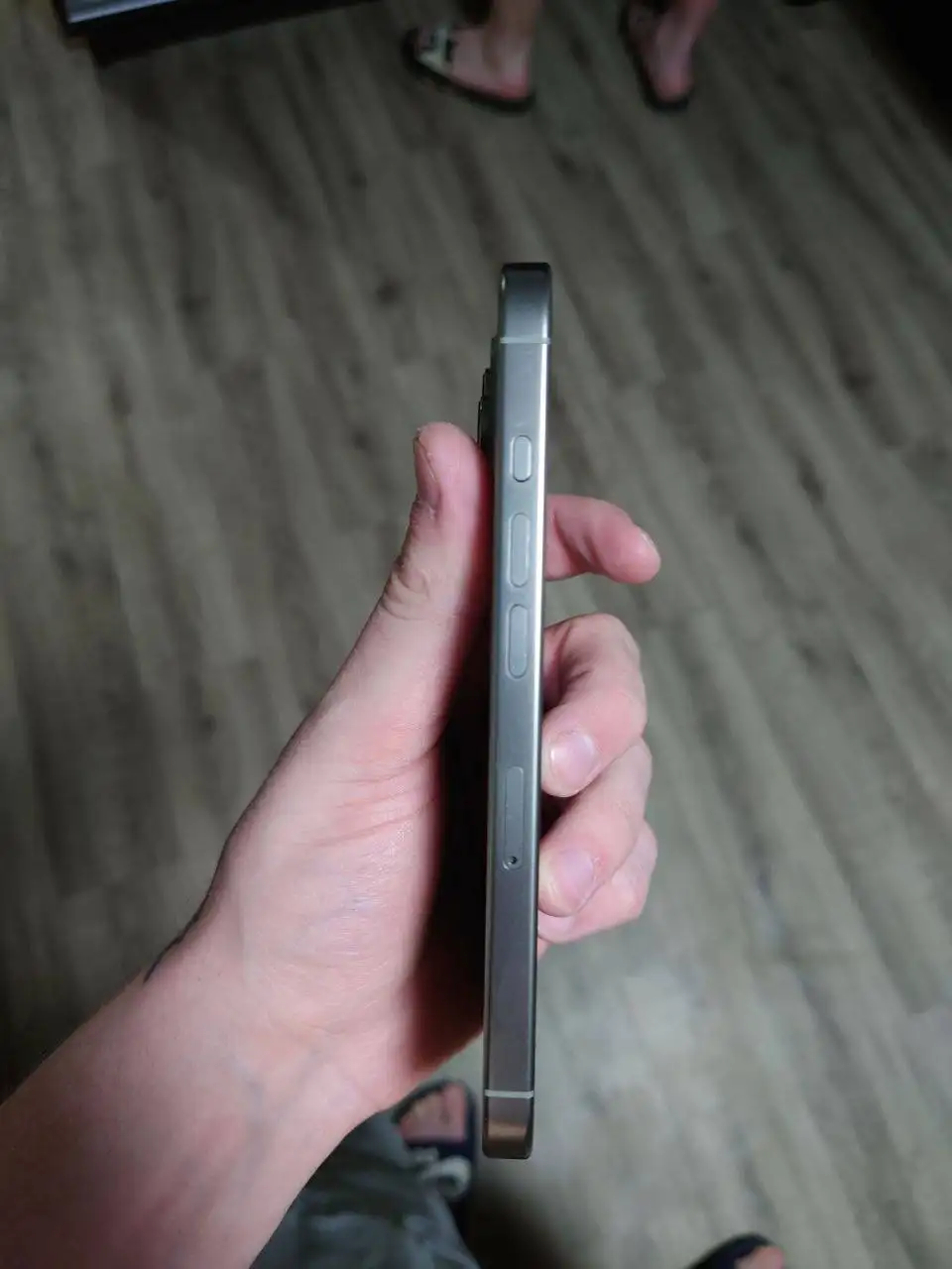 Продам iPhone 16Pro 128гб в отличном состоянии - Смартфоны (Электроника) в Пермь