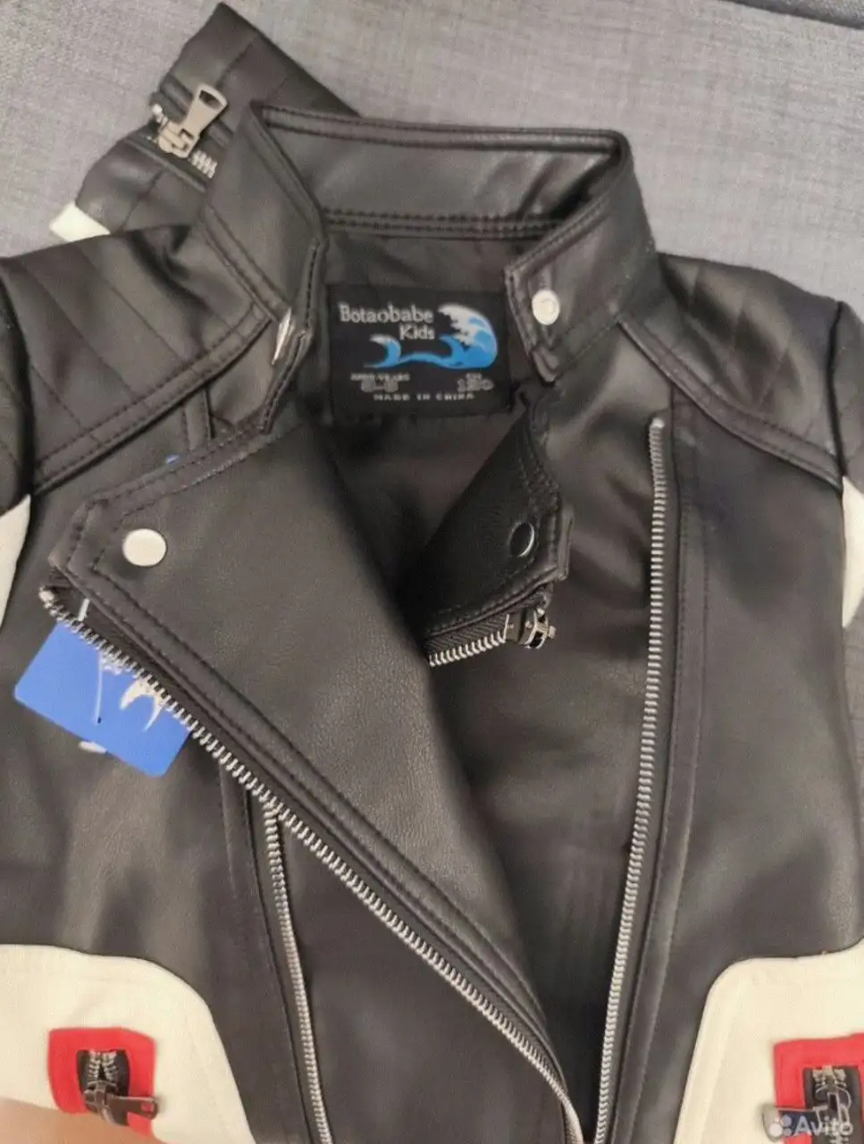 Куртка из эко кожи для ребенка 4-5 лет - Детская одежда (Одежда) в Пермь