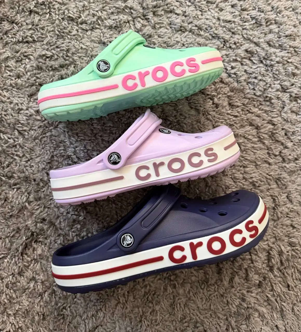 Продам новые Crocs - Обувь (Одежда) в Пермь