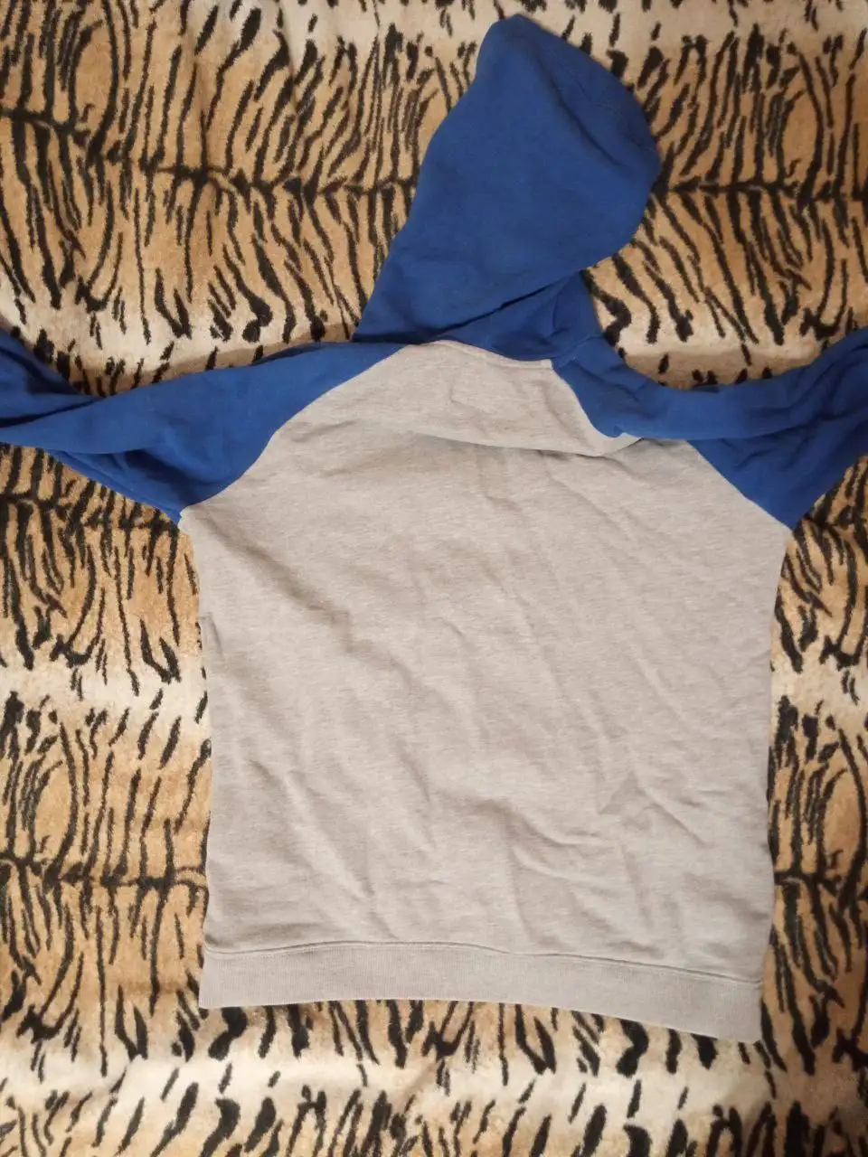 Продам одежду размер XL оригинал - Одежда в Пермь