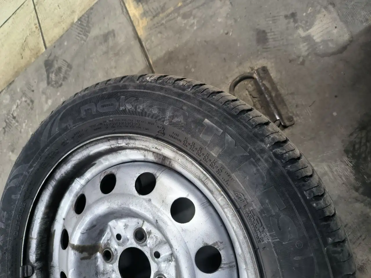 Продажа летних колес на ВАЗ - Шины и диски (Запчасти) в Пермь
