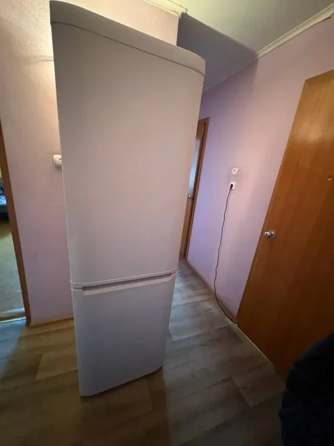 Холодильник Аристон - Техника для уборки в Пермь