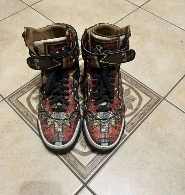 Givenchy Tyson Rare Collection кроссовки - Свитер в Пермь