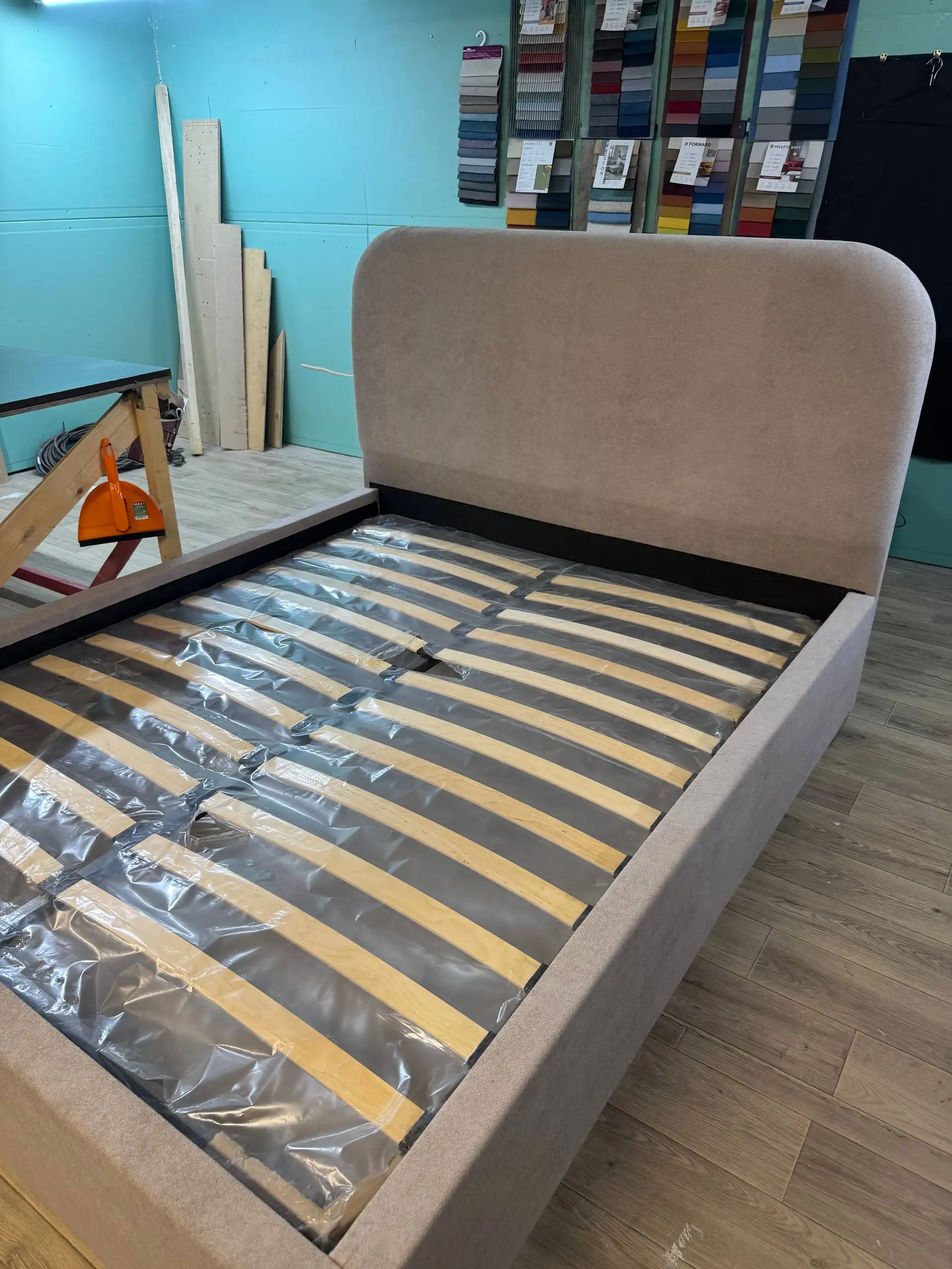 Продам диван 160х200 с подъемным механизмом - Мебель (Для дома и дачи) в Пермь