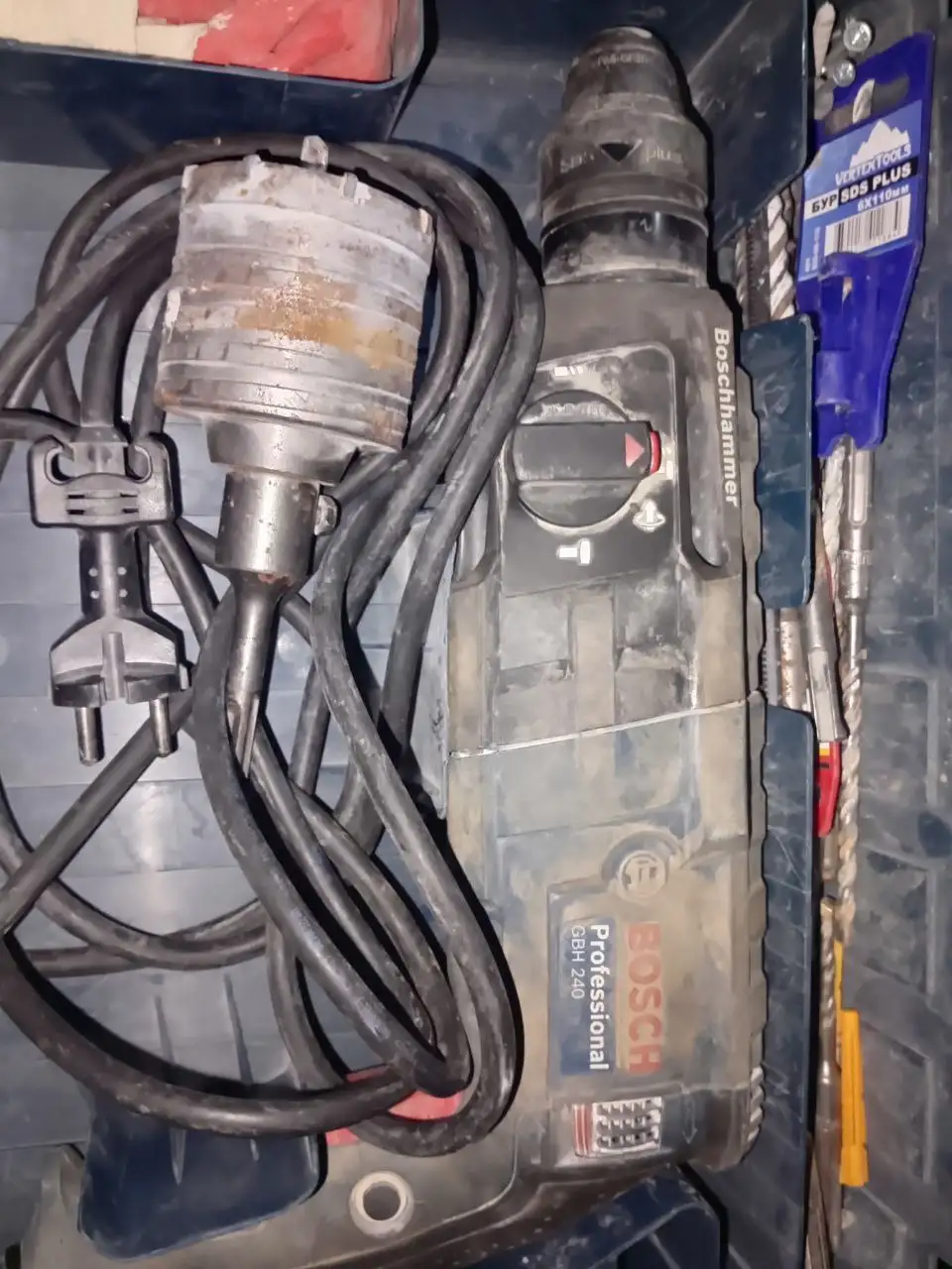 Продам перфоратор Bosch - Электроинструменты (Готовый бизнес и оборудование) в Пермь