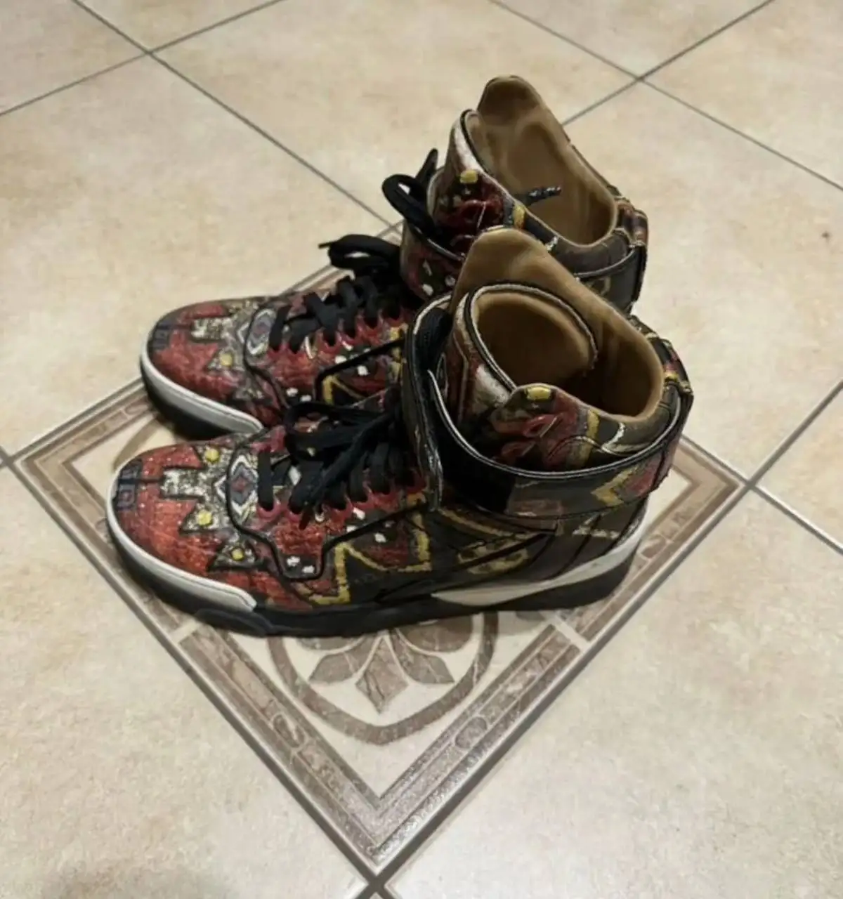 Продам оригинальные Givenchy Tyson - Обувь (Одежда) в Пермь