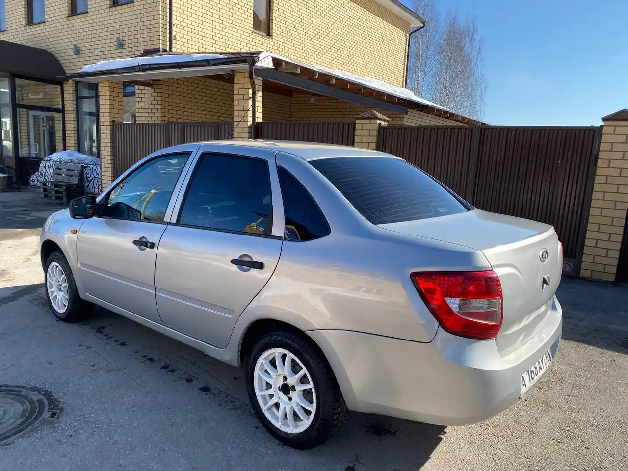 Продается Лада Гранта 2013 года - Легковые автомобили (Авто) в Пермь