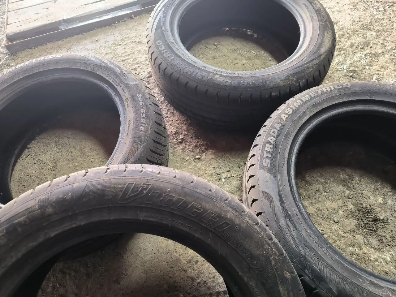 Летняя резина Viatti Strada Asimmetrico V-130 205/55/R16 - Шины и диски (Авто) в Пермь