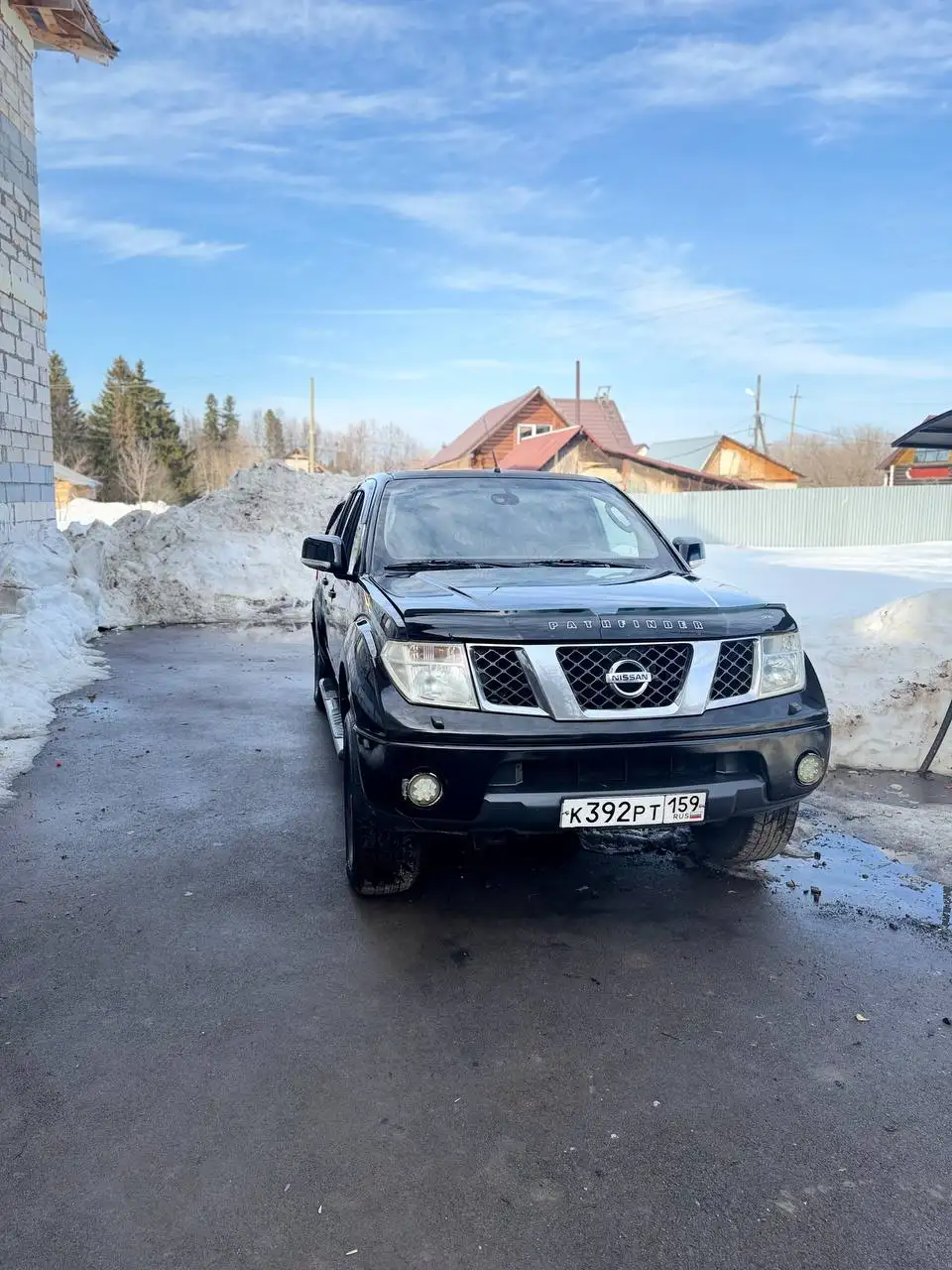 Продам Ниссан Навара 2008 гв с полным приводом и автоматом - Грузовики и коммерческий транспорт (Авто) в Пермь