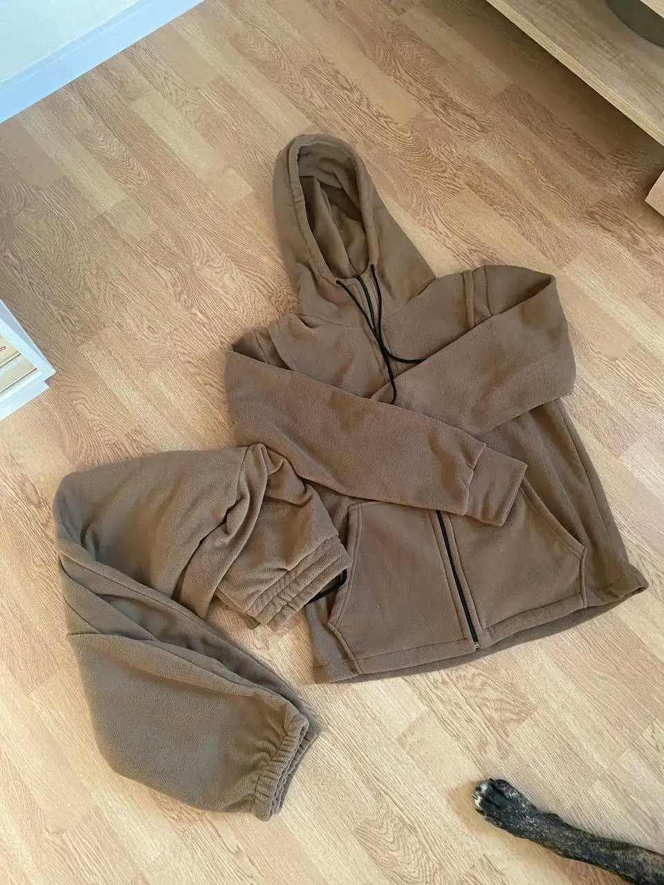 Костюм на хорошем флисе новый размер 48-50 - Верхняя одежда (Одежда) в Пермь