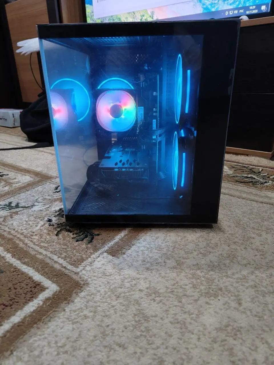 Компьютерные комплектующие с видеокартой б/у - Компьютерные комплектующие (Электроника) в Пермь