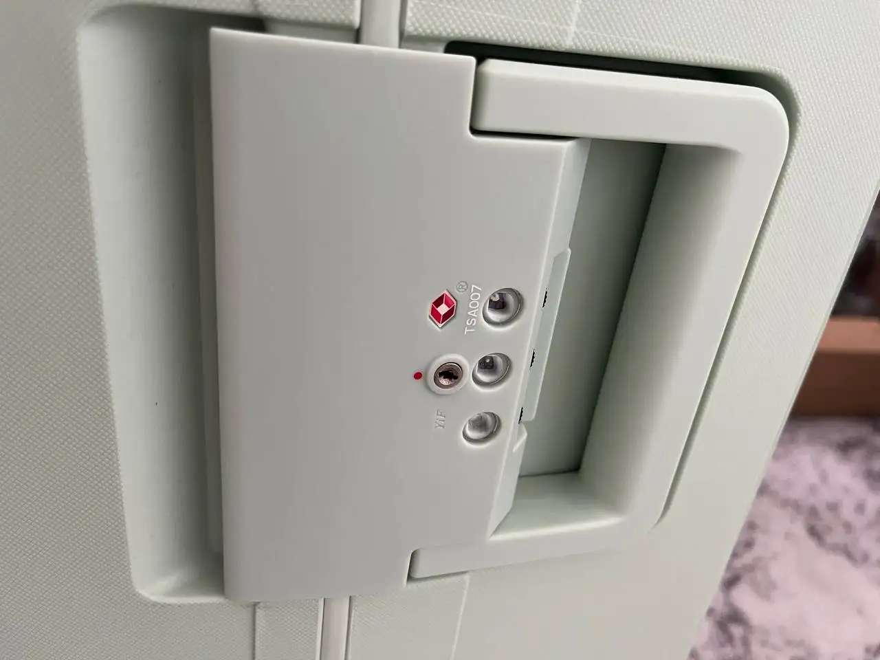 Продам быстрым за 2000р - Барахолка в Пермь